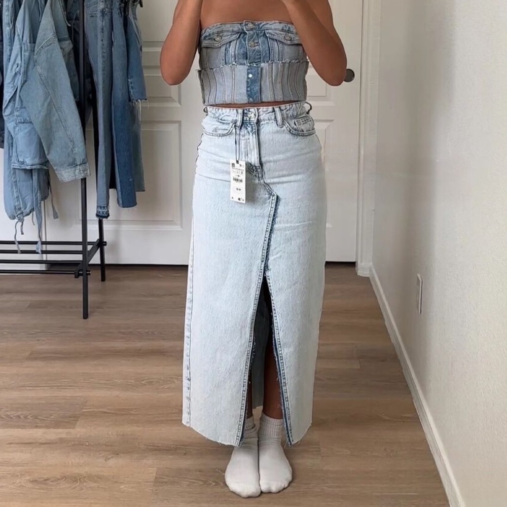 Zara - Denim Midi Skirt Z1975 - Size L